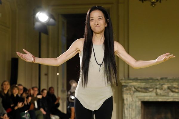 Mengenal Brand Baju Vera Wang: Koleksi Elegan dan Berkualitas